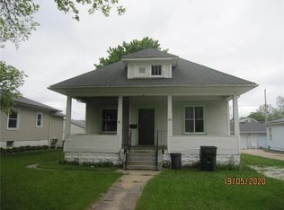 1917 4th St, Perry, IA 50220