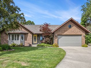 5187 S Oakvale Ct SW, Wyoming, MI 49519