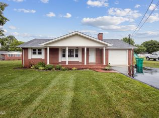 705 9th St, Erwin, TN 37650