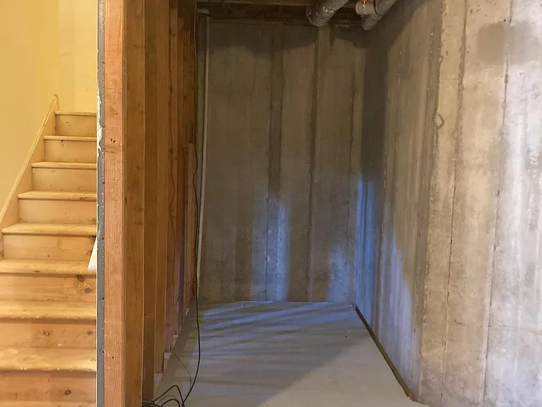 118 Madison Way — Photo 17