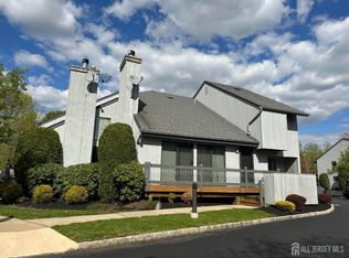 46 Ironwood Ct, Monmouth Junction, NJ 08852