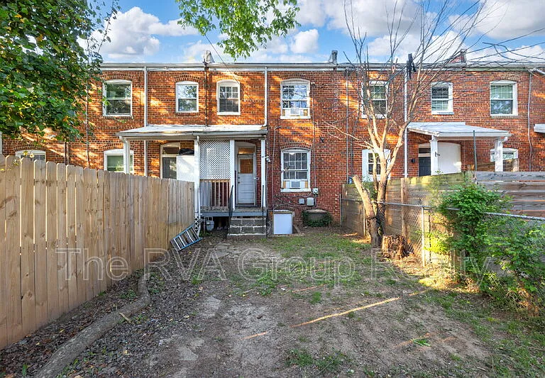 2611 Grayland Ave — Photo 38