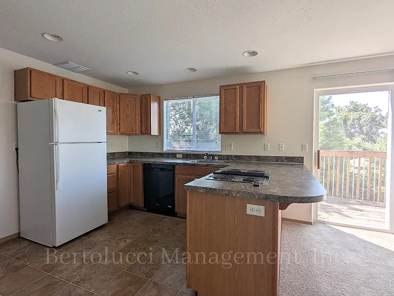 205 N Cedar Terrace Ct #207 — Photo 2