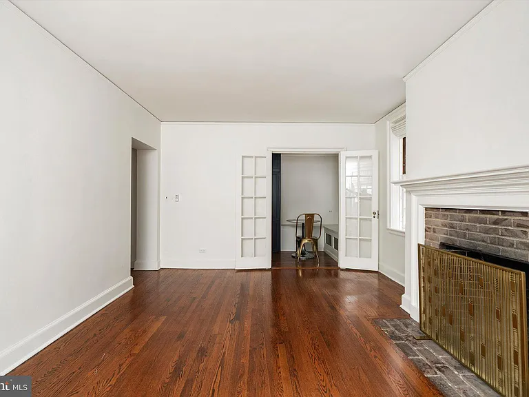 25 Palmer Sq W #A — Photo 11