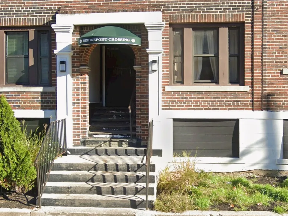 40 Sanford Pl