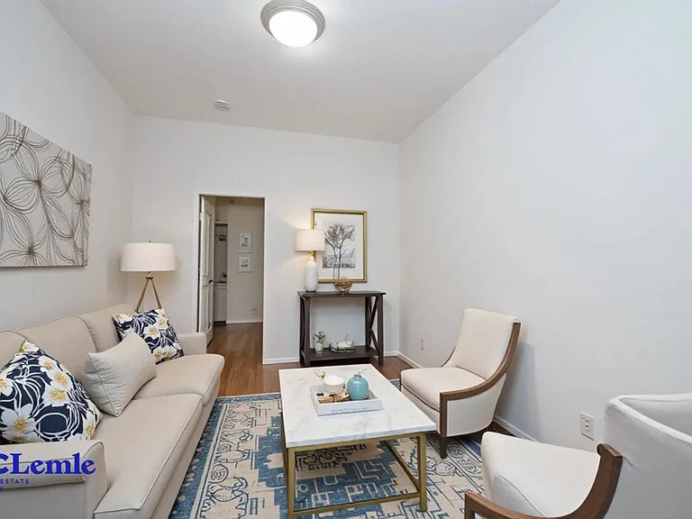 305 E 78th St #1D — Photo 1