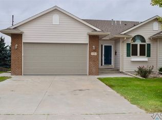 519 S Horizon Cir #10, Sioux Falls, SD 57106