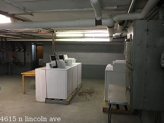 4th image of 4615 N Lincoln Ave #1025