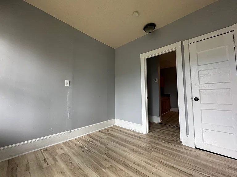 3 Putnam St #3 — Photo 10