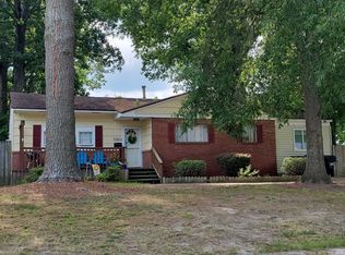 4933 Jeanne St, Virginia Beach, VA 23462