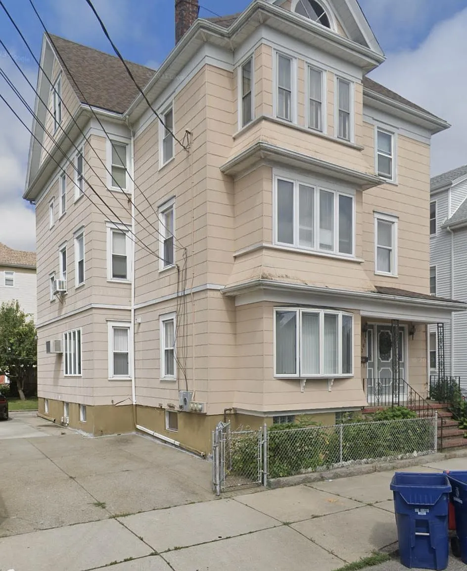 163 Bonney St — Photo 1