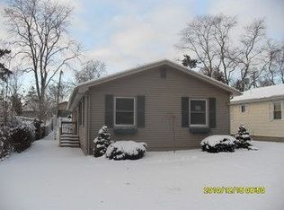 8570 Country Clb #D, Pinckney, MI