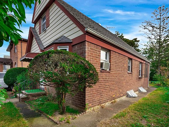 3rd image of 13115 143rd St