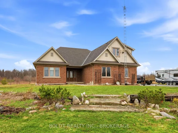 4720 College Rd, Fort Erie, ON L0S 1S0