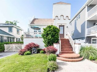 421 W Fulton St, Long Beach, NY 11561