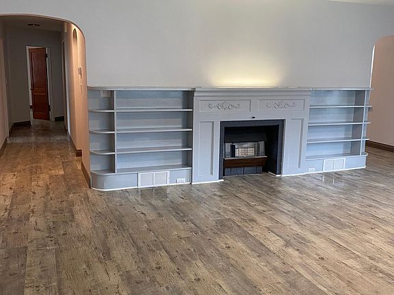2nd image of 317 Wilson St #317