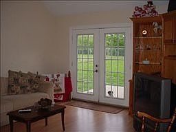 3rd image of 4111 Kirby Dr