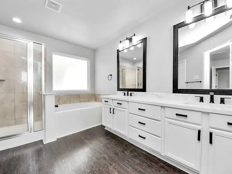 4707 Wheel Wright Trl — Photo 17