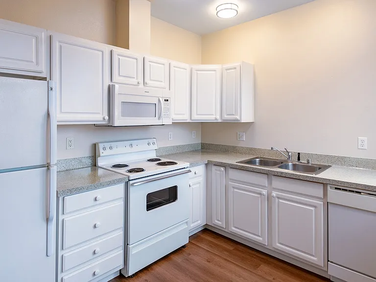 Washington Court Residential — Photo 57