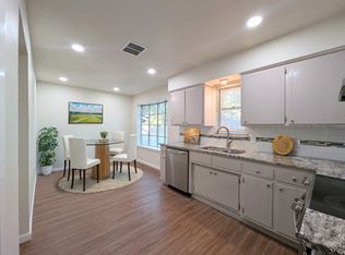 937 Skelly St, Crowley, TX 76036