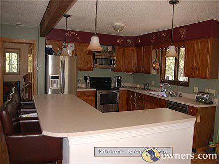 Great Island Seating for Entertaining