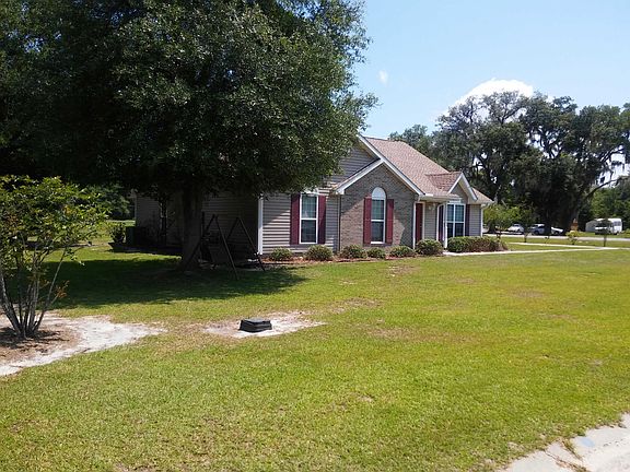 2nd image of 4440 Country Oak Dr