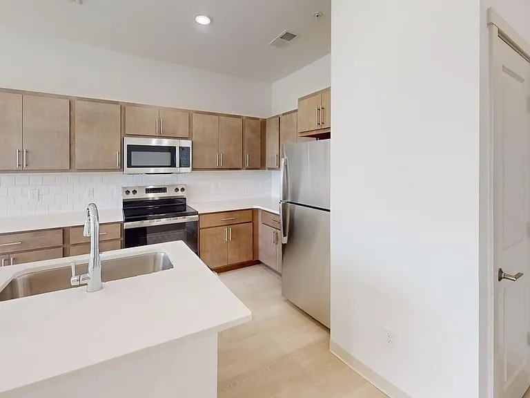 Winsor Place — Photo 5
