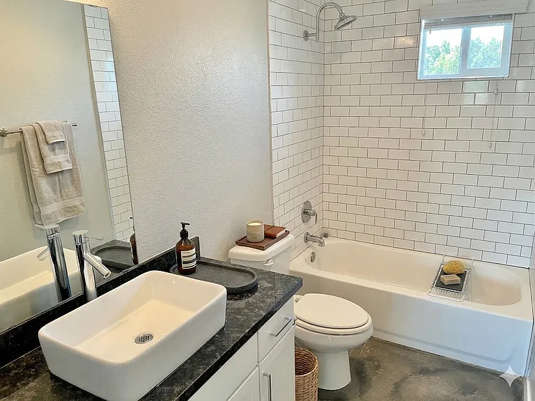 4207 N 27th St #2 — Photo 18