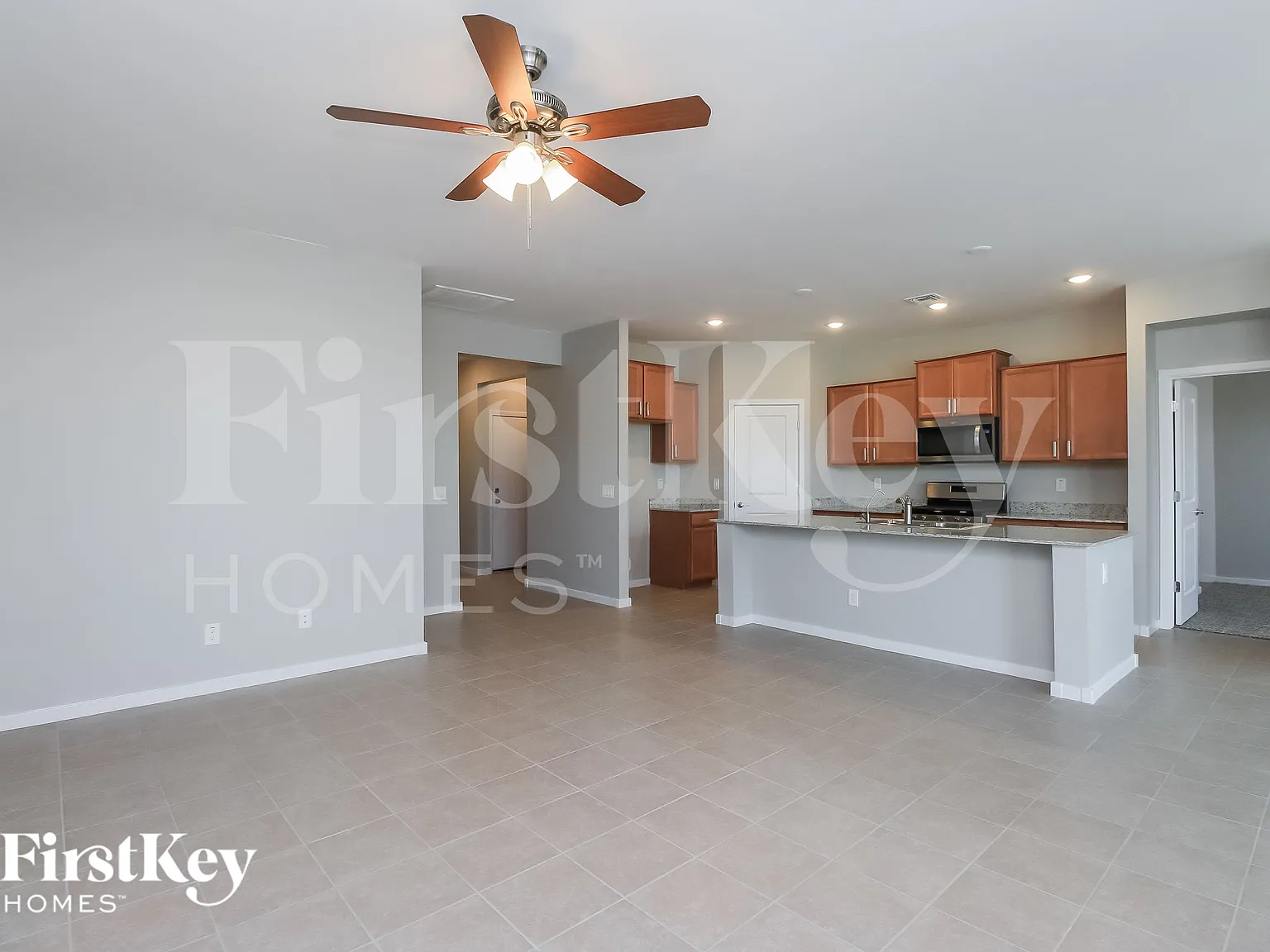 3 bed, 2.0 bath, 1613 sqft, $1,870 — Photo 3