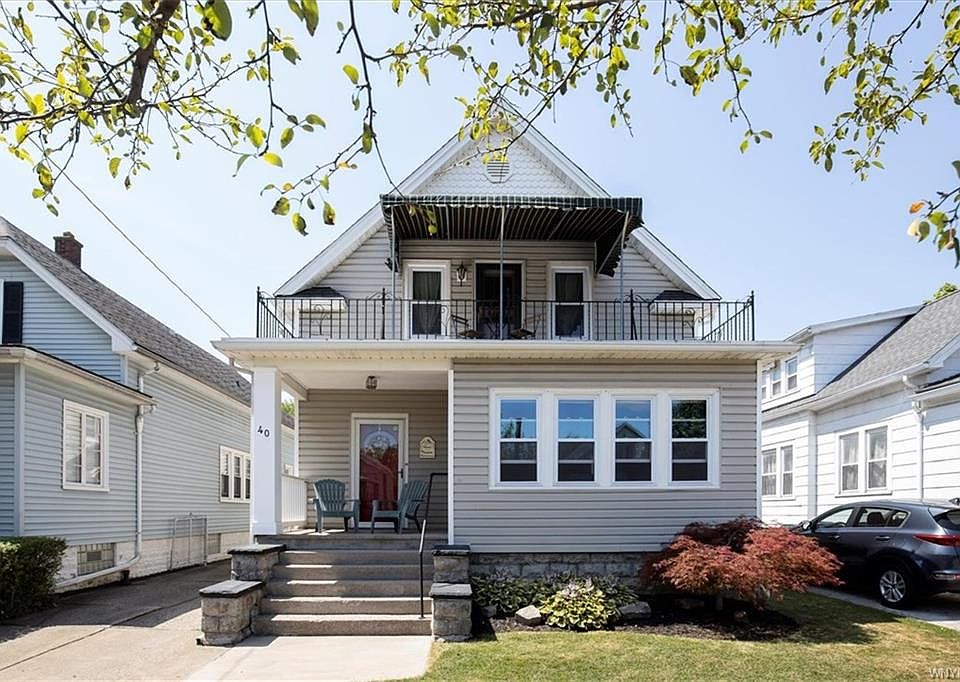 1st image of 40 Grandview Ave