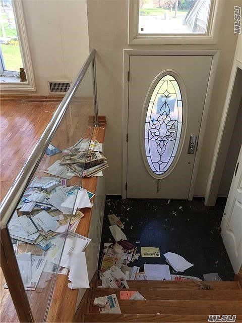2nd image of 26 Holiday Ct