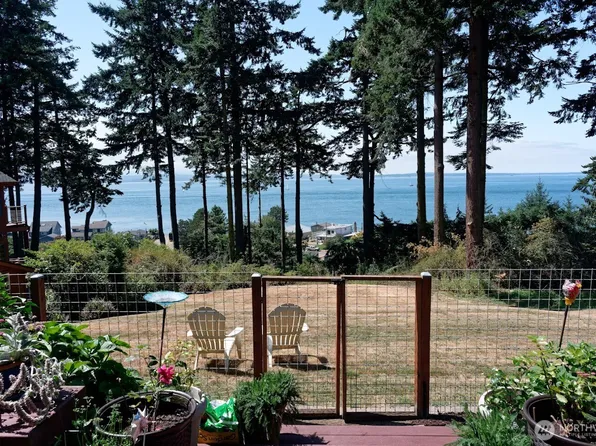 6454 Admiralty Way, Freeland, WA 98249