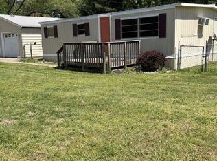 628 N Hilltop Rd, Peoria, IL 61604