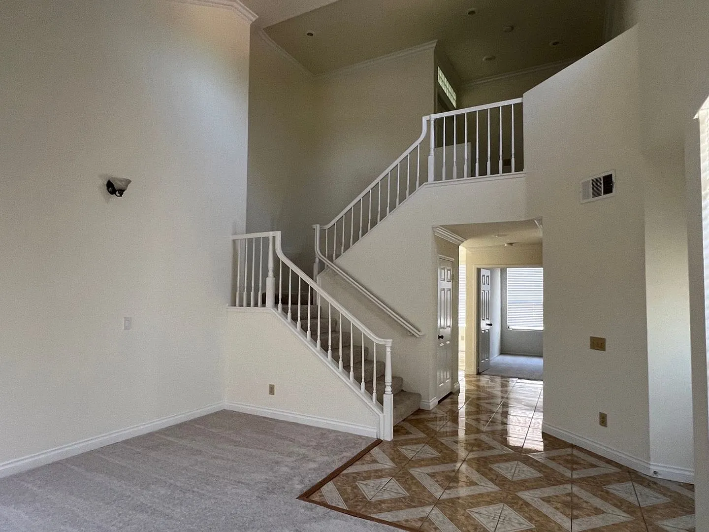 Beautiful 5-Bedroom Home with Parkside Living! — Photo 3