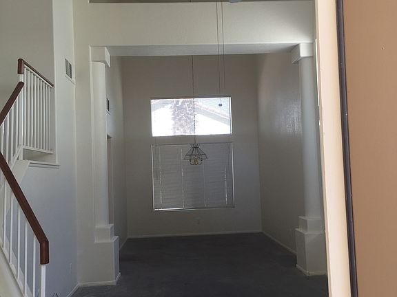 5th image of 1009 Rainbow Meadows Dr