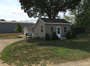 108 E Peck Ave, White Pigeon, MI
