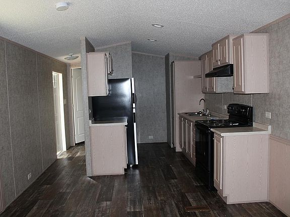 3rd image of 930 W Expressway Msn #83-333