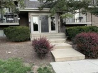 104 E Bailey Rd APT M, Naperville, IL 60565