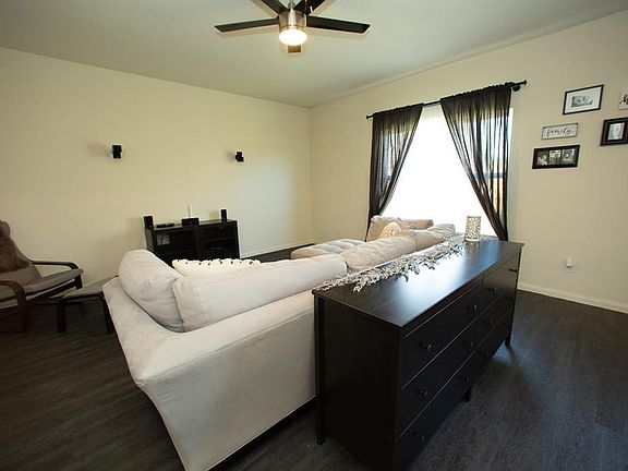 4th image of 5024 Sycamore Ln