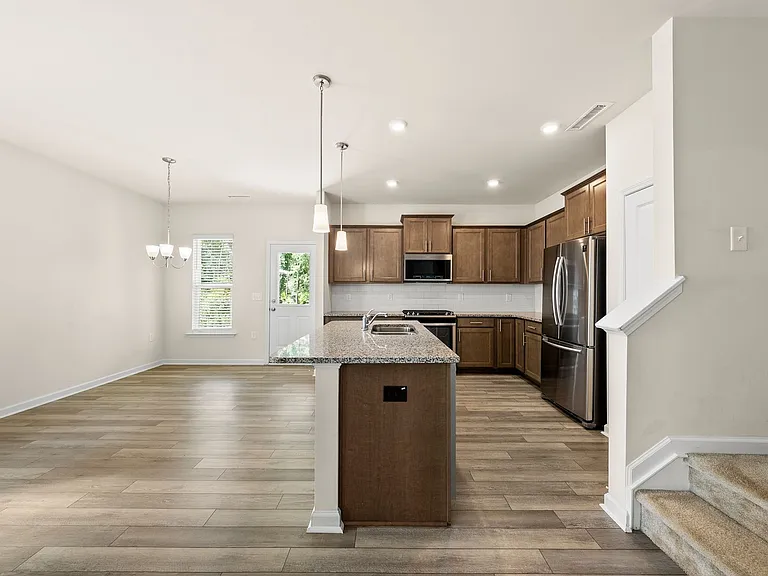82 Whitesell Way — Photo 10
