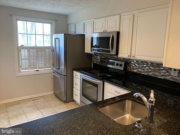 4th image of 8570 Blackfoot Ct