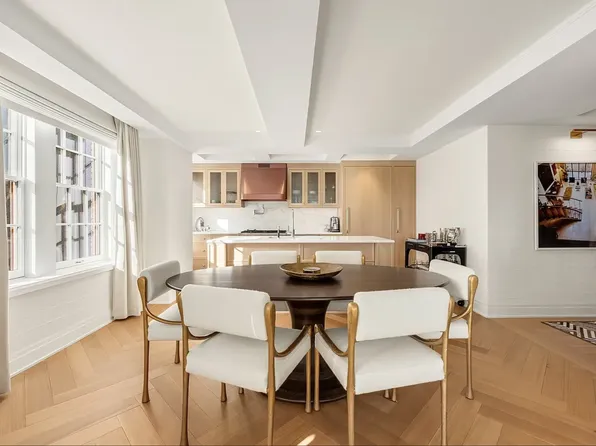 360 Central Park West image 4 of 22