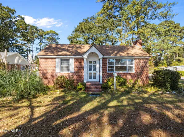 2200 Woodland Ave, New Bern, NC 28560