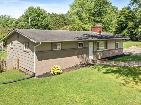 1400 Yadkin River Rd, Lenoir, NC 28645