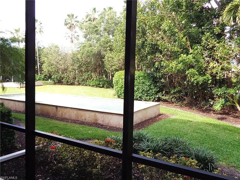 575 El Camino Real #6 — Photo 32