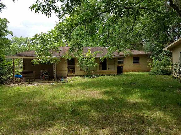 3rd image of 275 Judson Dr