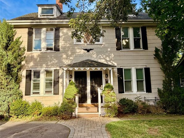13-15 Cherry Ave #13