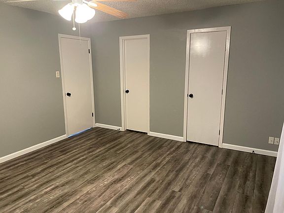 4th image of 8322 York Dr #8322
