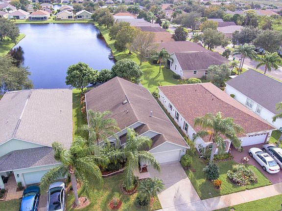 2nd image of 3471 Deer Lakes Dr