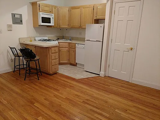 Rented by 4 Corners Realty, LLC | media 3